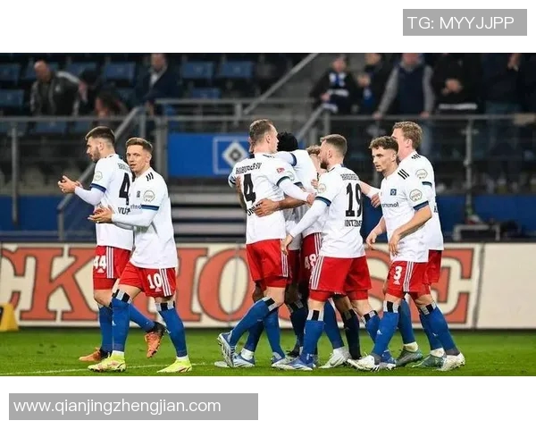 德甲积分榜起伏不定,汉堡客场斩获关键胜利震撼联赛格局